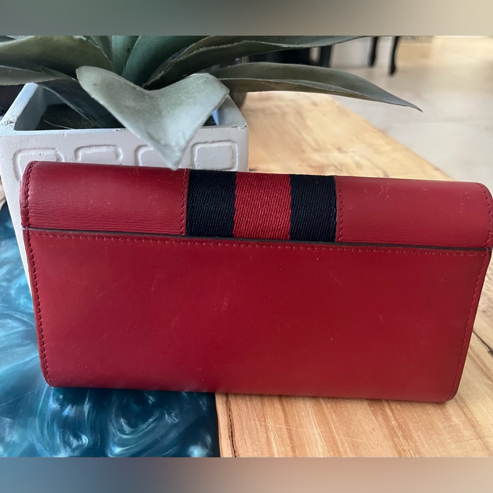 Gucci Sylvie Web Continental Wallet in Red and Blue with Gold Clasp - Picture 11 of 16